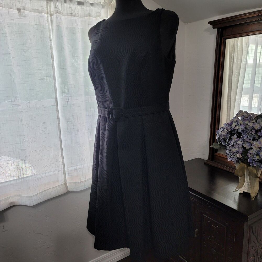 Jones New York Black Jacquard Fit & Flare Dress Size 12 Belted Elegant Timeless